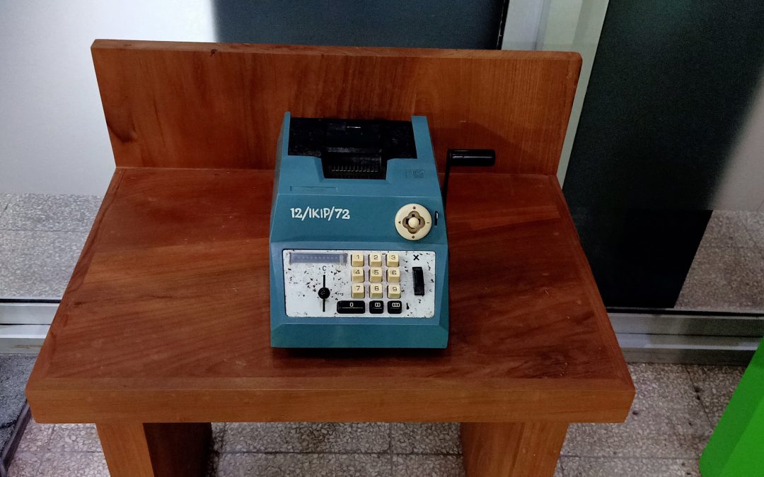 Olivetti Vintage Calculator